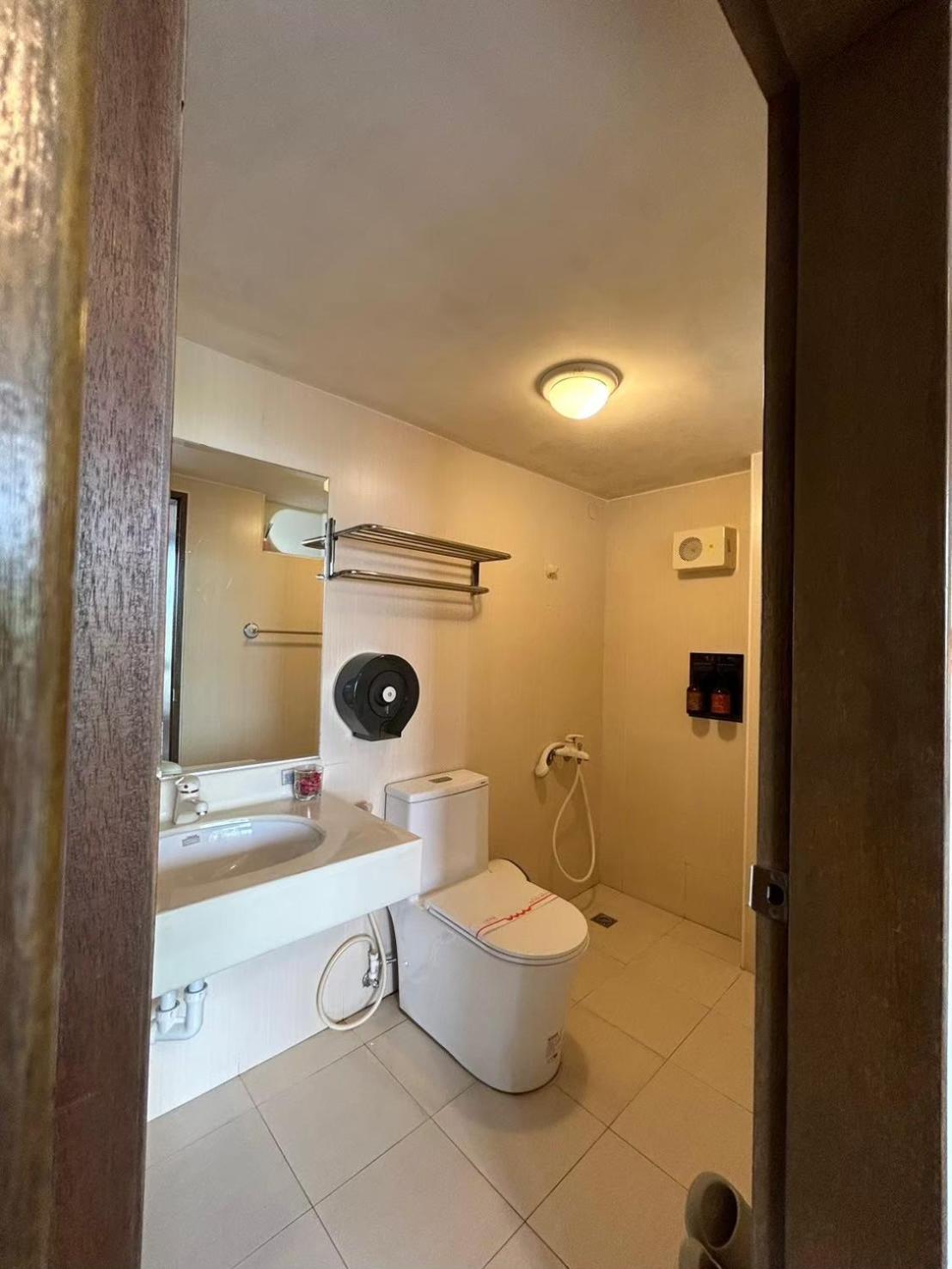 Miaoli Sanyi Travelling Homestay Exterior foto